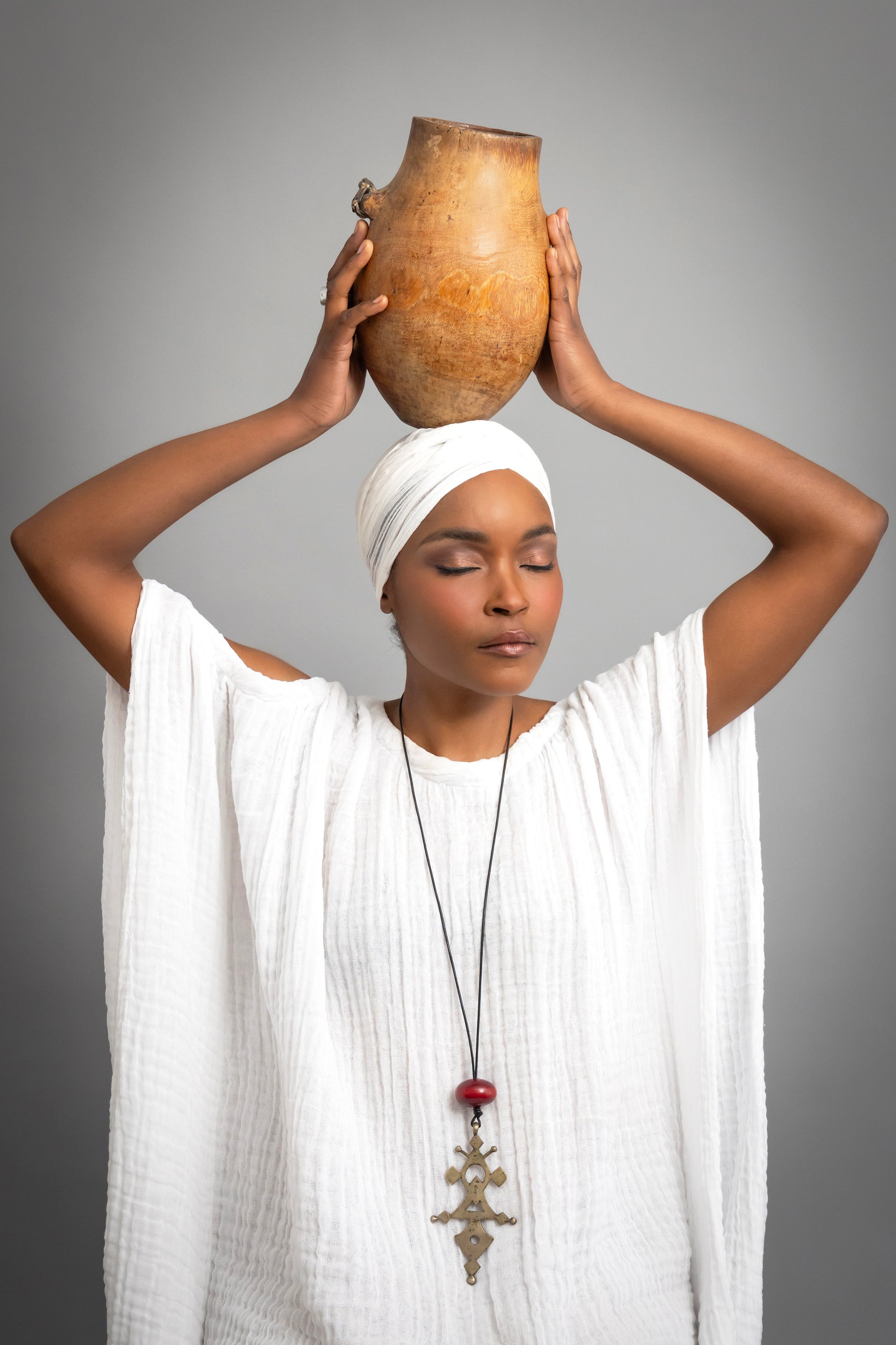 Ethiopian handwoven cotton kaftan 3 